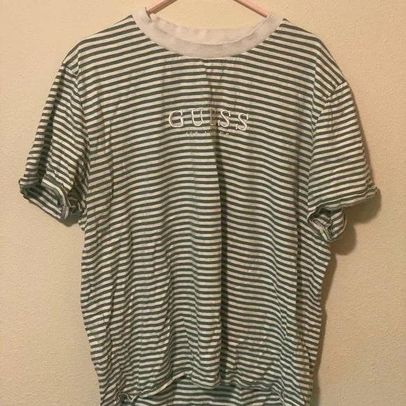 Guess shirt Bundle - Picture 14 of 16